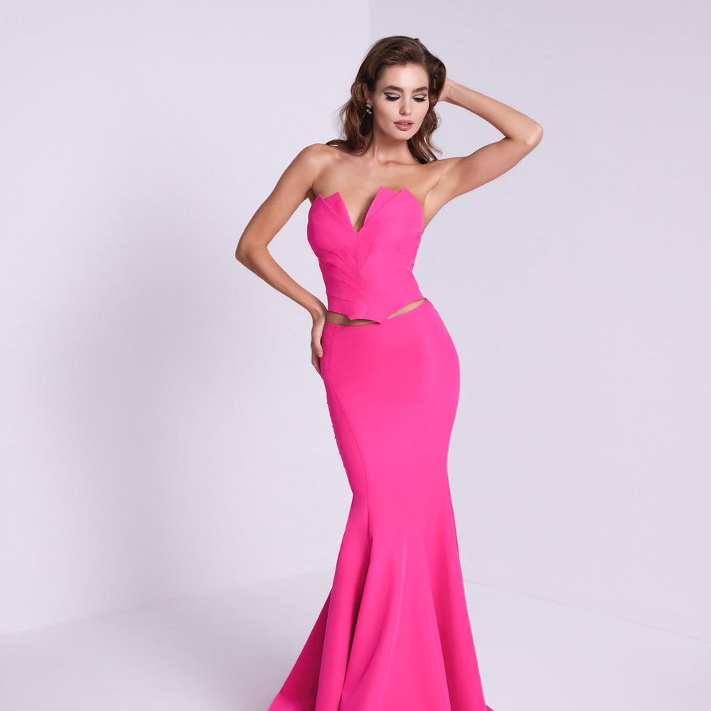 
                      
                        Nour Fathallah 587
                      
                    